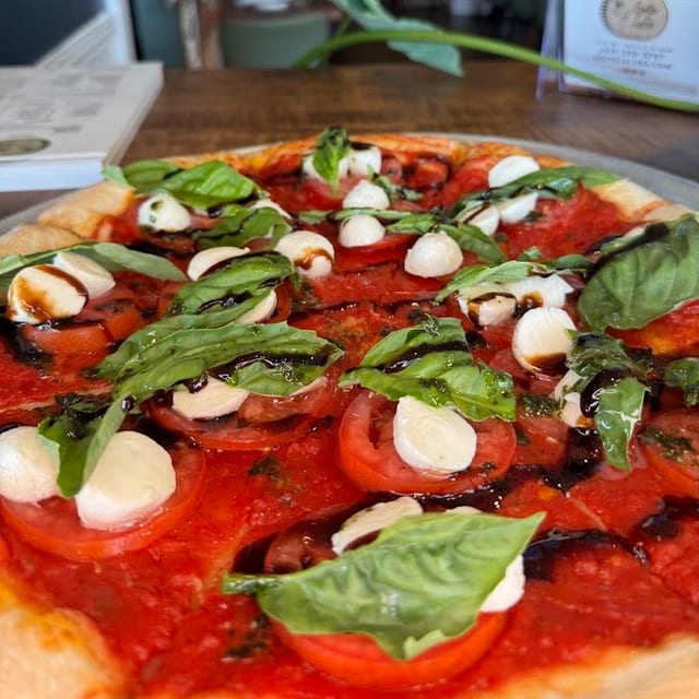 Caprese Pizza.